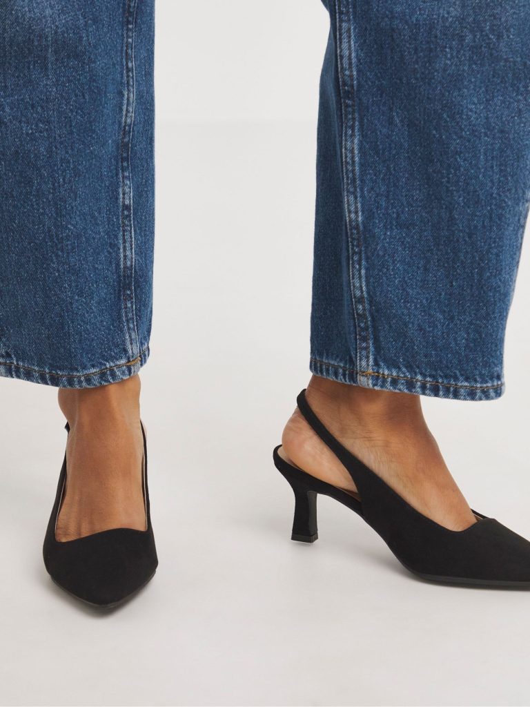 EN368 Navy Flexi Sole Kitten Heel Slingback Shoes In Wide Fit