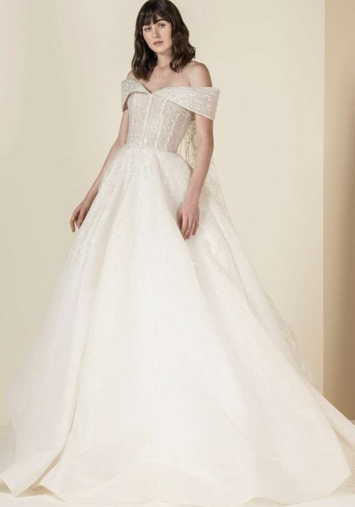 EN326 Off-Shoulder Princess Wedding Dress in Tulle