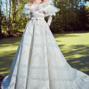 zuhair-murad-fall-2019-sharleen-off-shoulder-lace-embroidery-princess-wedding-dress_02.jpg